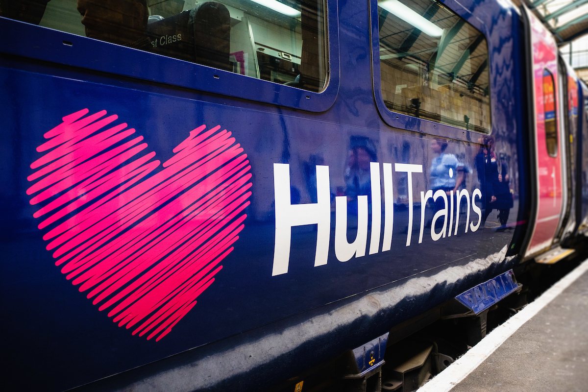 Hull Trains heart train logo