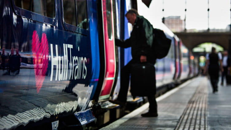 Hull Trains boarding with luggage