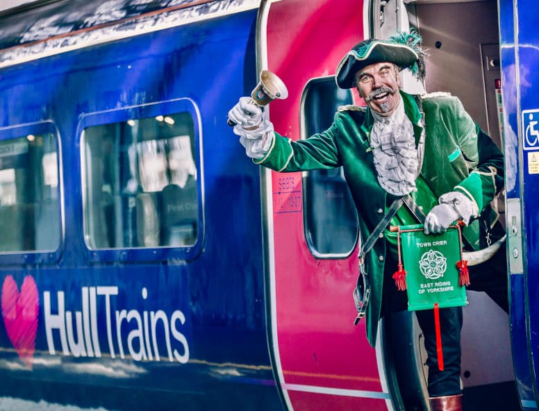 Town crier sends passengers on Hull Trains