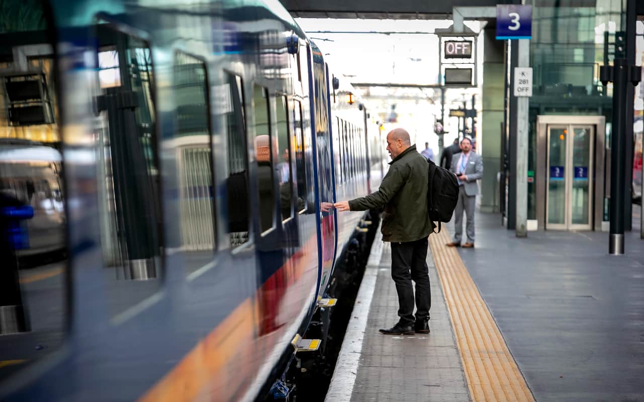 Hull Trains Paragon Boarding Train